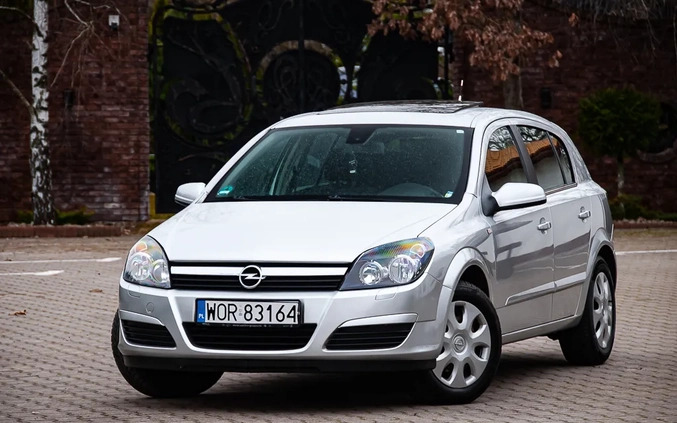 Opel Astra cena 12600 przebieg: 260000, rok produkcji 2005 z Złocieniec małe 497